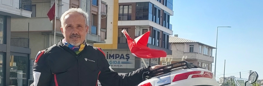 Mahir Özçelik Cover Image